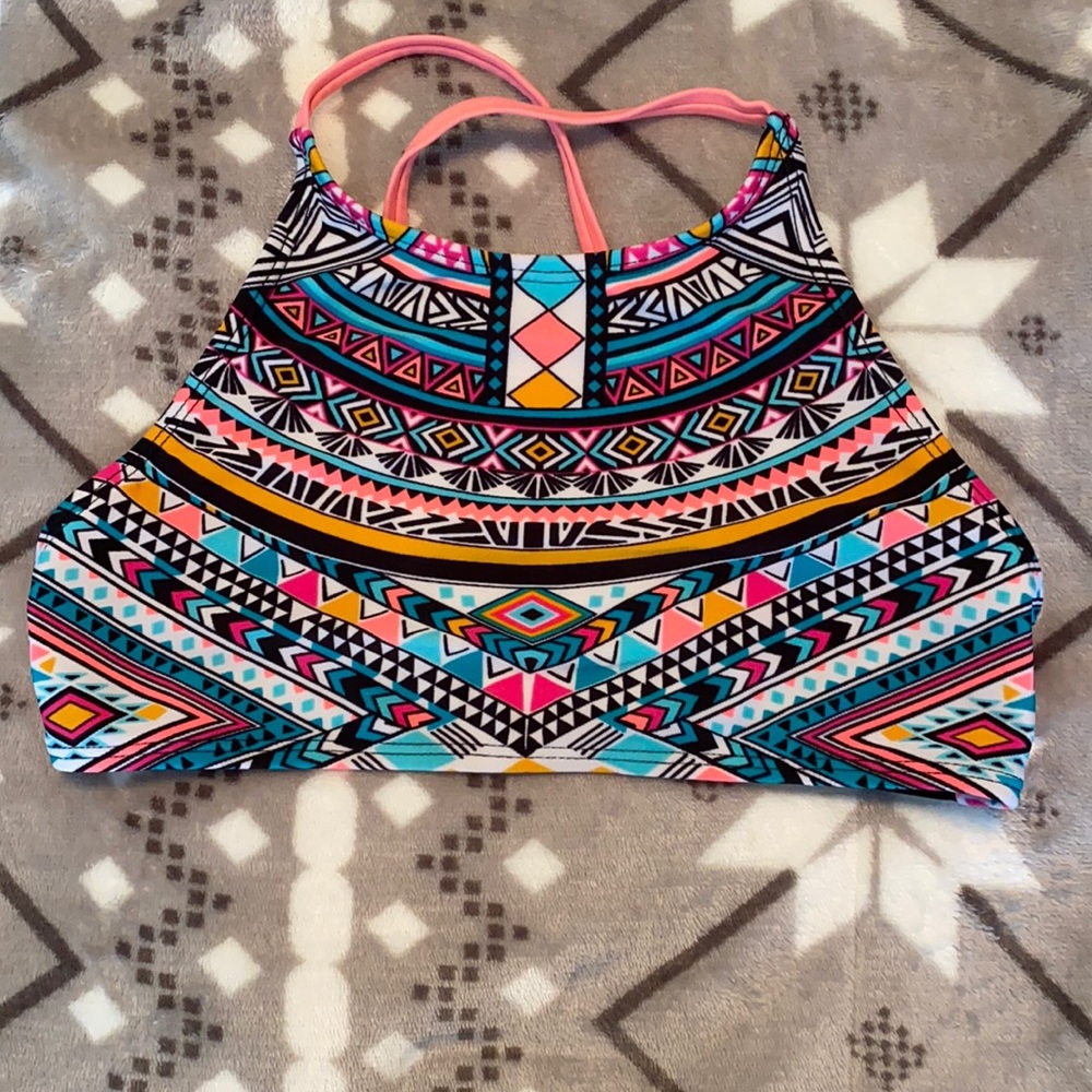 Colored baiting suit